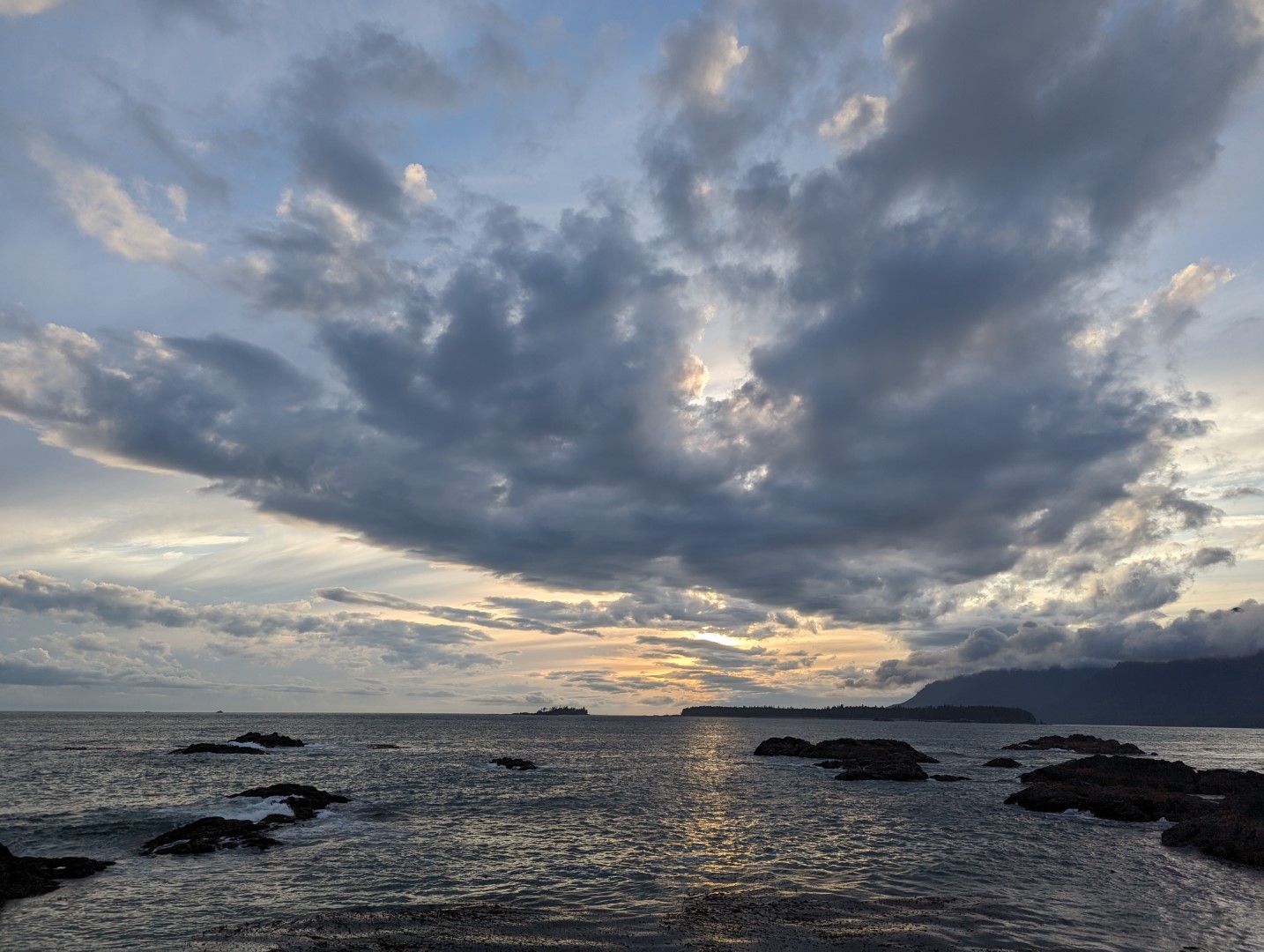 Kayaking the Nuchatlitz Islands