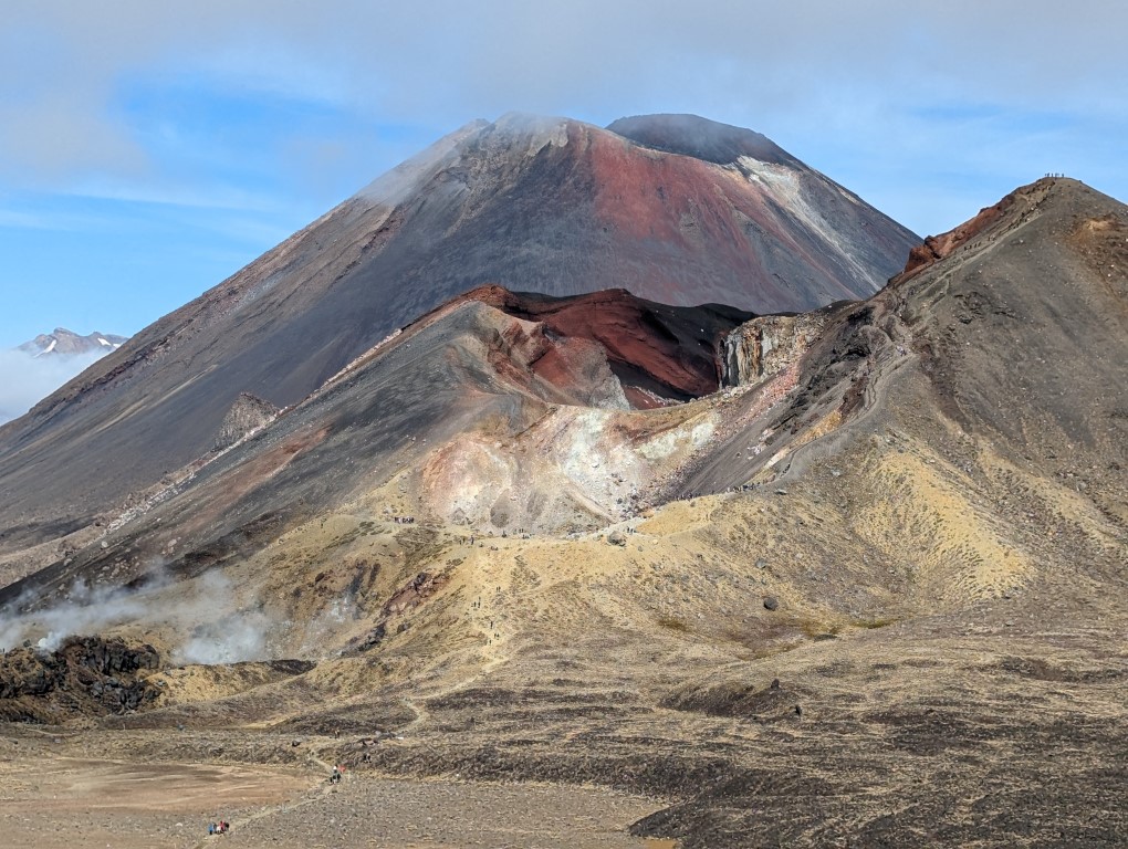 NNZ Road Trip: North Island Day 14 Tongariro Alpine Crossing