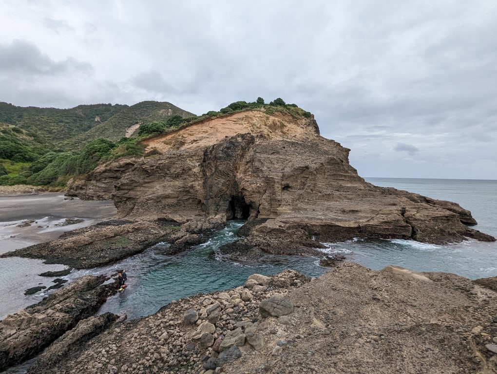 NZ Road Trip: North Island Day 17 Tauranga to Piha Beach